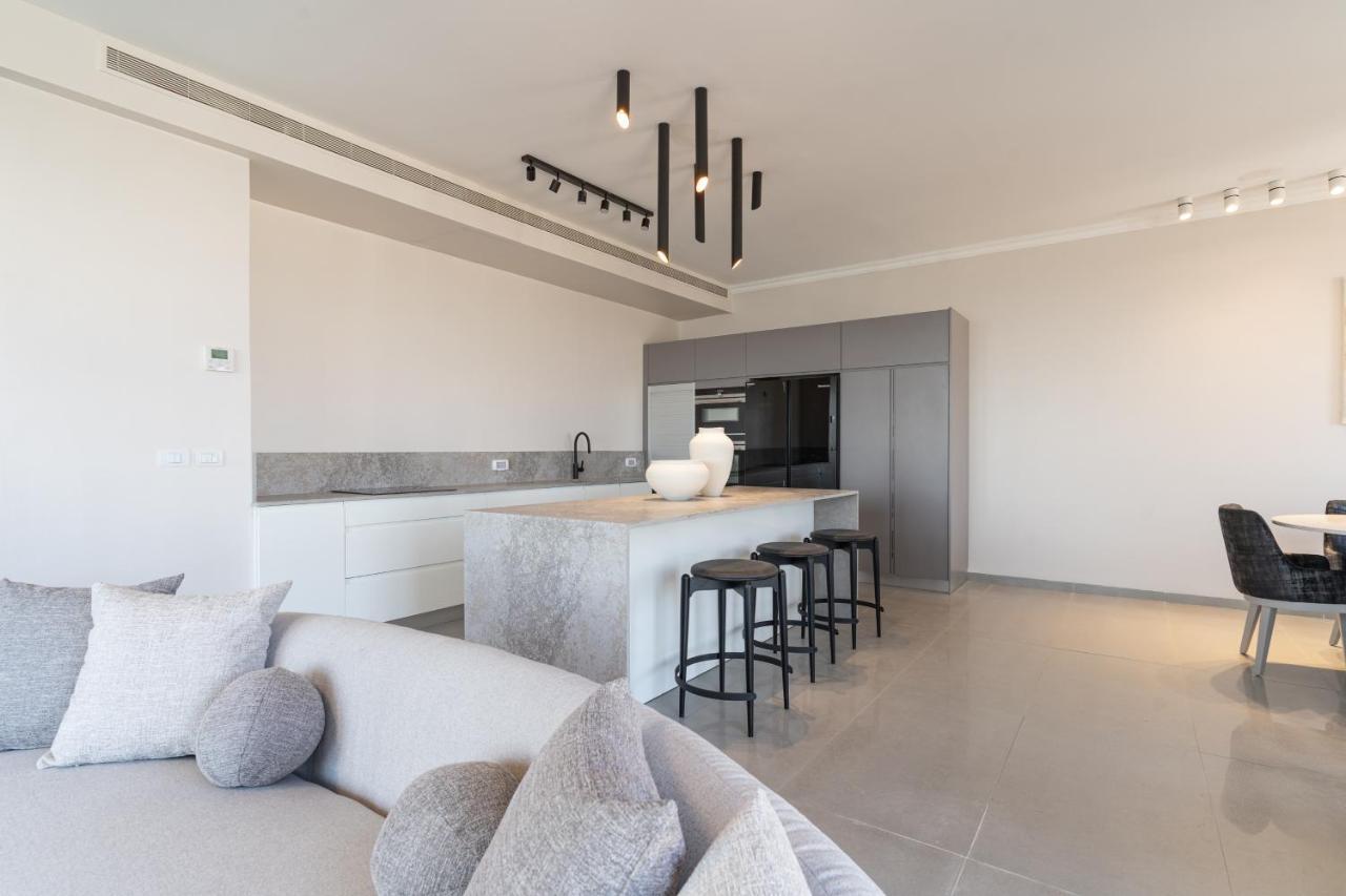 The Haneviim Court - Isrentals Yerusalem Bagian luar foto