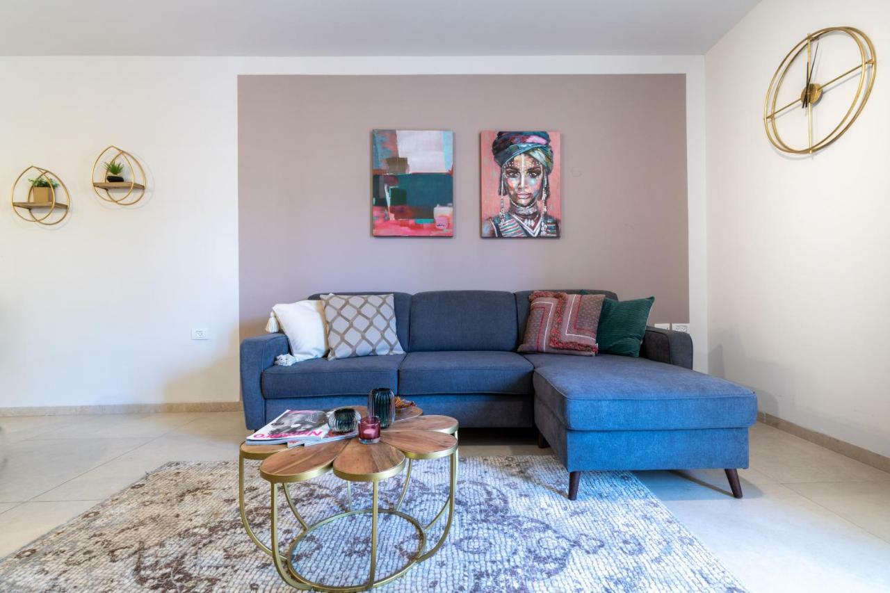 The Haneviim Court - Isrentals Yerusalem Bagian luar foto