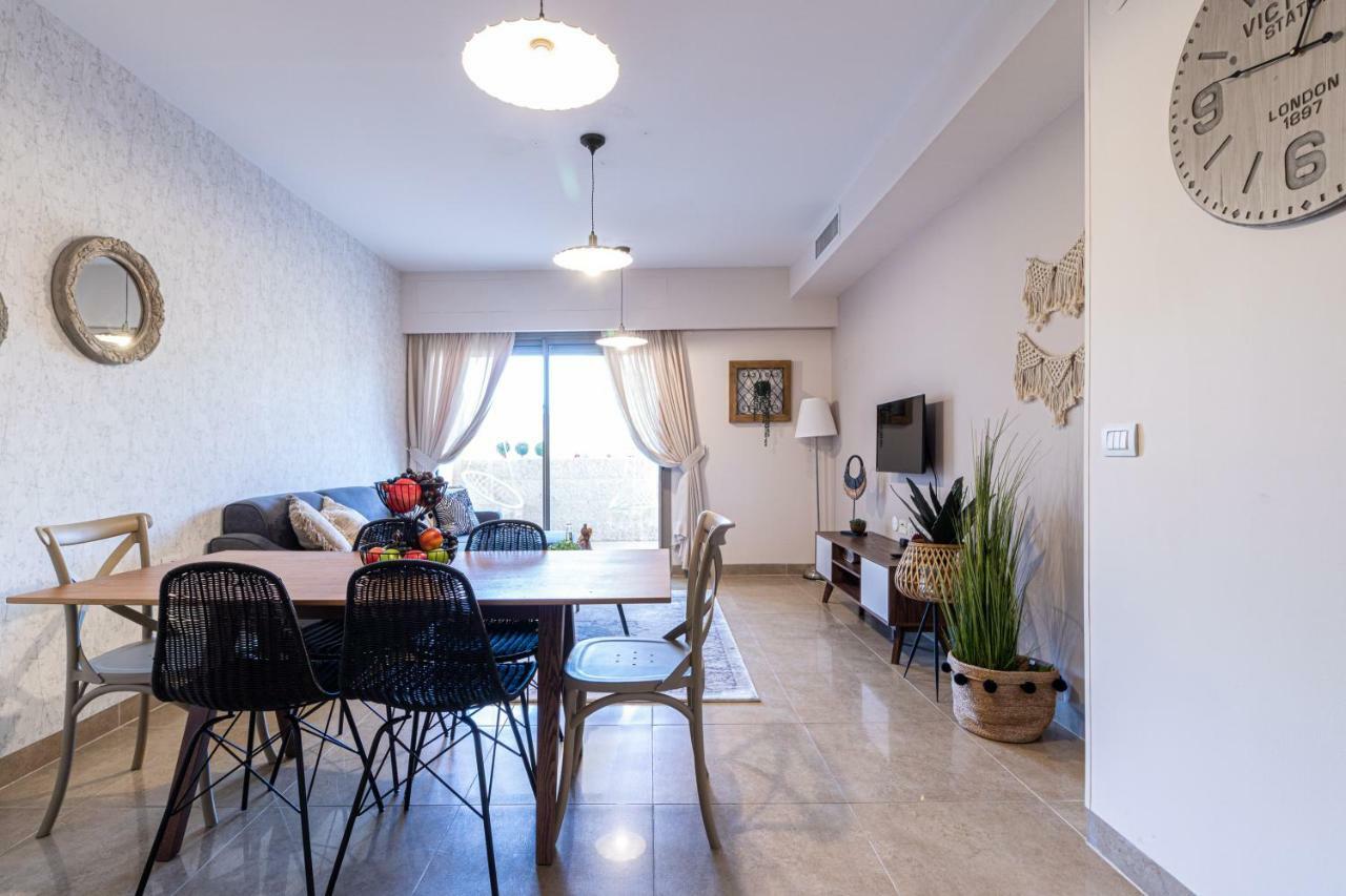 The Haneviim Court - Isrentals Yerusalem Bagian luar foto