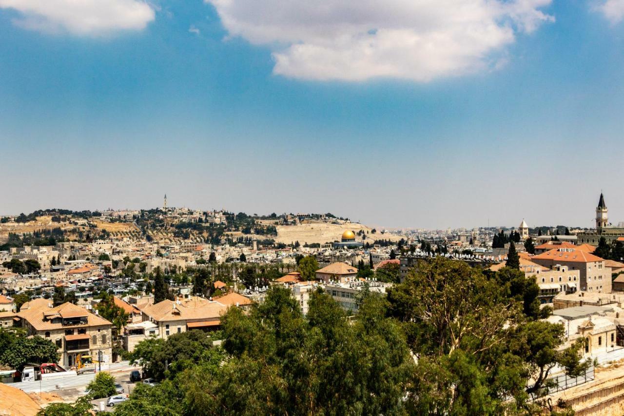 The Haneviim Court - Isrentals Yerusalem Bagian luar foto