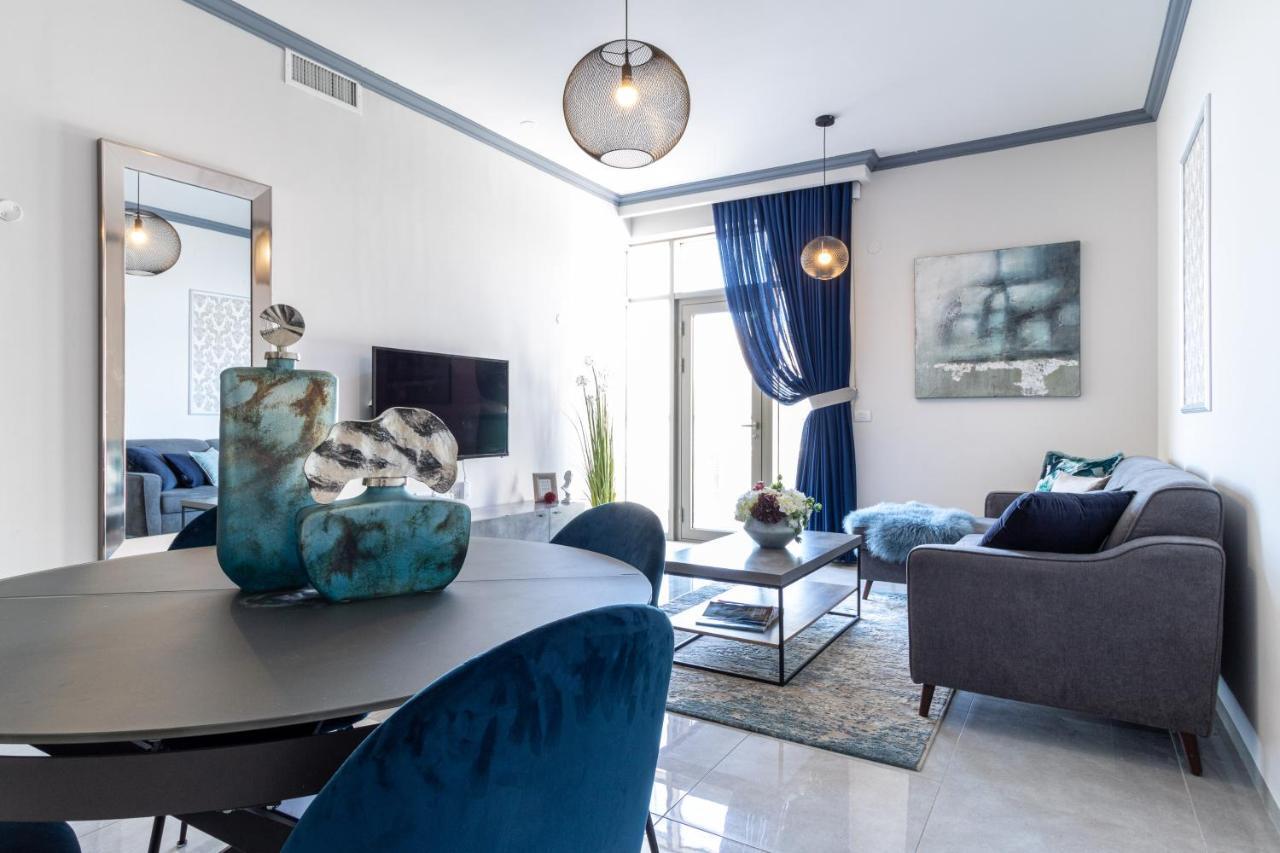 The Haneviim Court - Isrentals Yerusalem Bagian luar foto